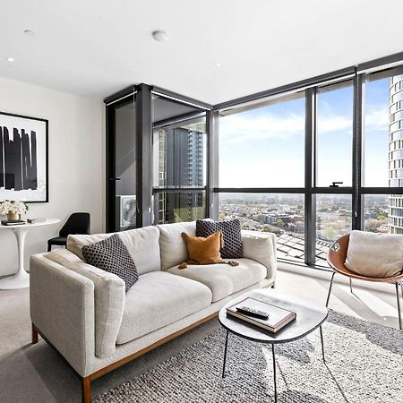 Luxuria Apartments - Fulton Lane Мелбърн Екстериор снимка