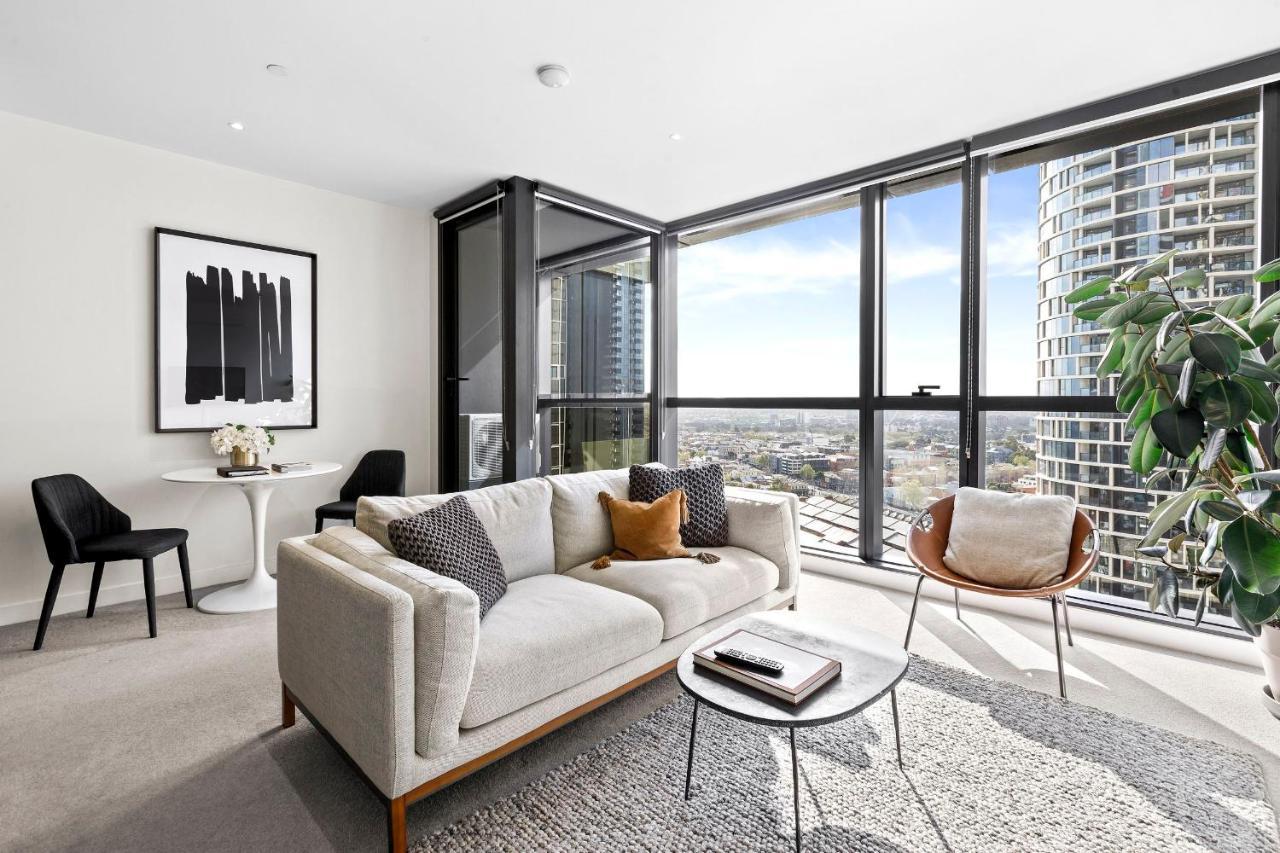 Luxuria Apartments - Fulton Lane Мелбърн Екстериор снимка