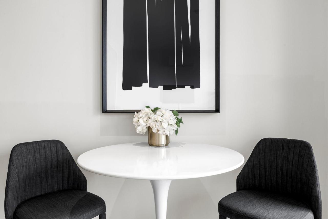 Luxuria Apartments - Fulton Lane Мелбърн Екстериор снимка
