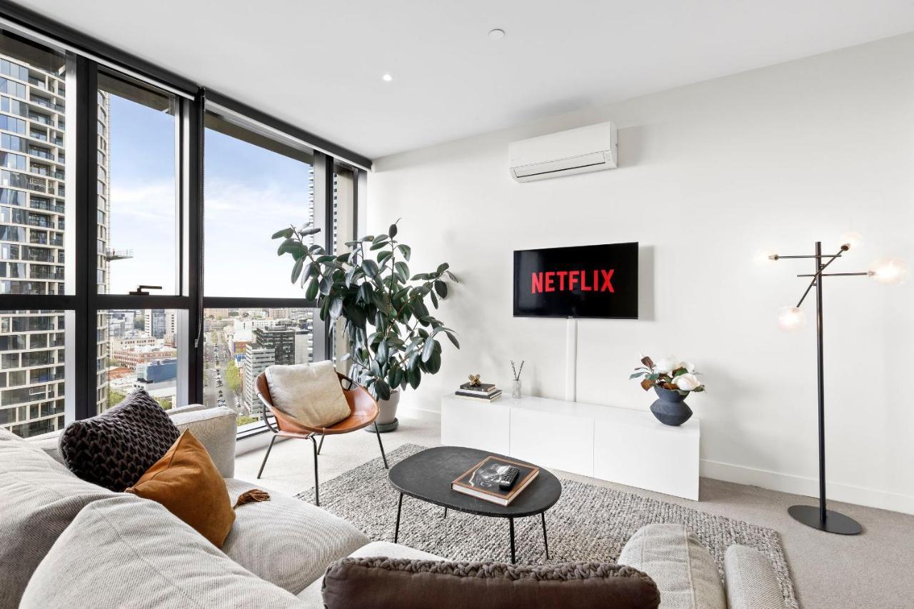 Luxuria Apartments - Fulton Lane Мелбърн Екстериор снимка